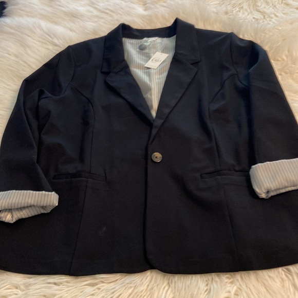 CATO women’s Blazer size XL length 28” bust 44” color black see all photos - Picture 12 of 12